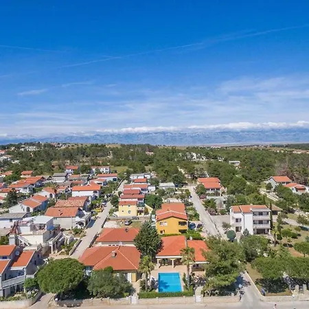 Holiday In - Insel 41225 Tatil Evi *
